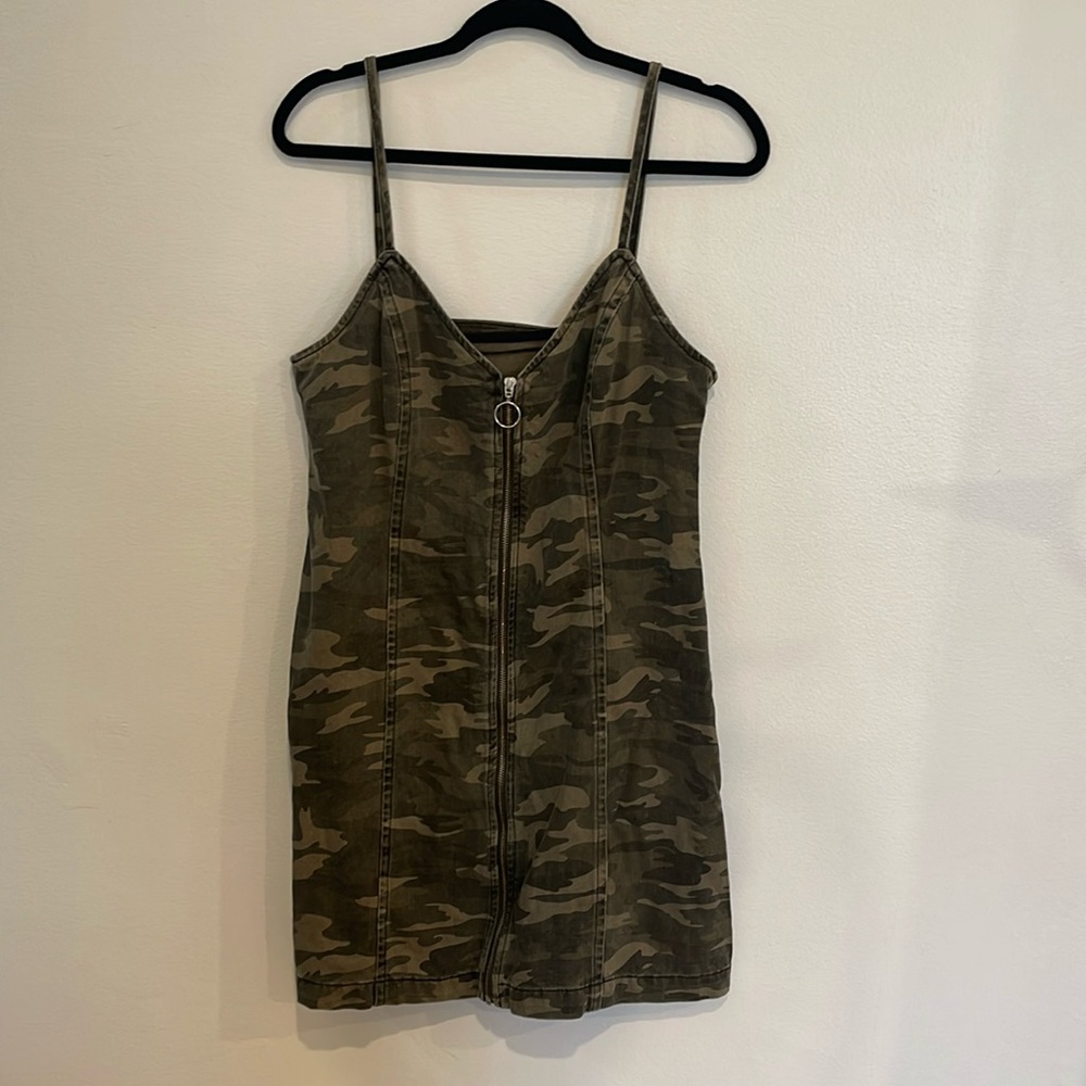 Topshop MOTO camo dress size 10